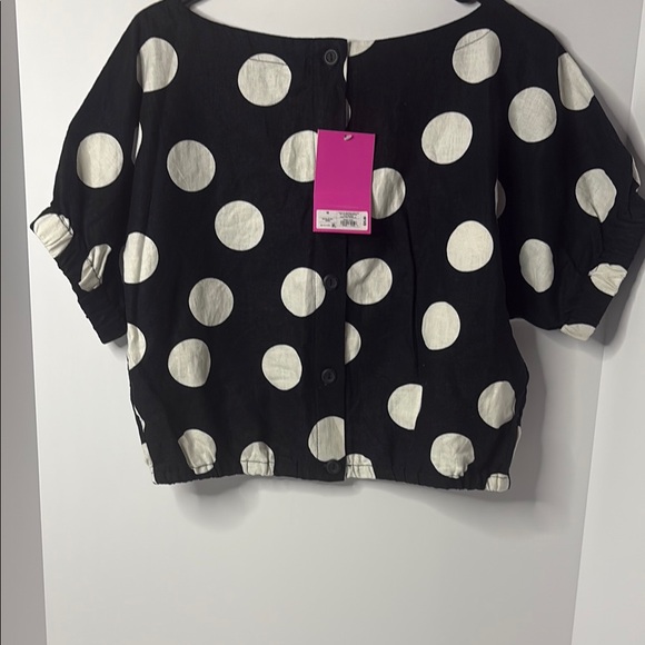 Elegant Black and White Polka Dot Blouse - Picture 2 of 7